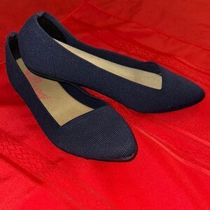 Jellypop Blue Ballet Flats Sleek and Minimalist Size 8